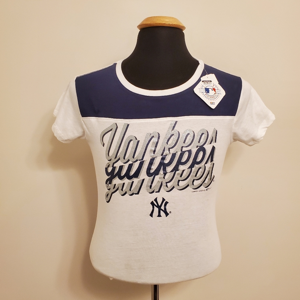 Ladies New York Yankees T-Shirt